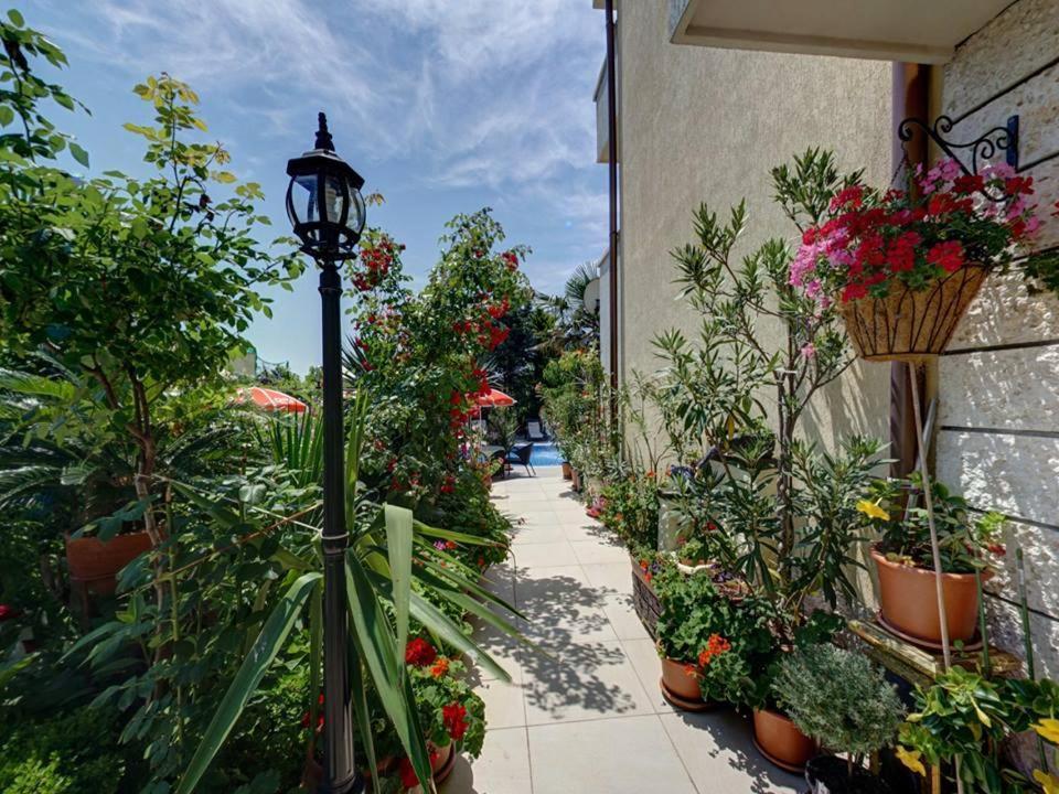 Family Hotel Gogov Синеморец Экстерьер фото