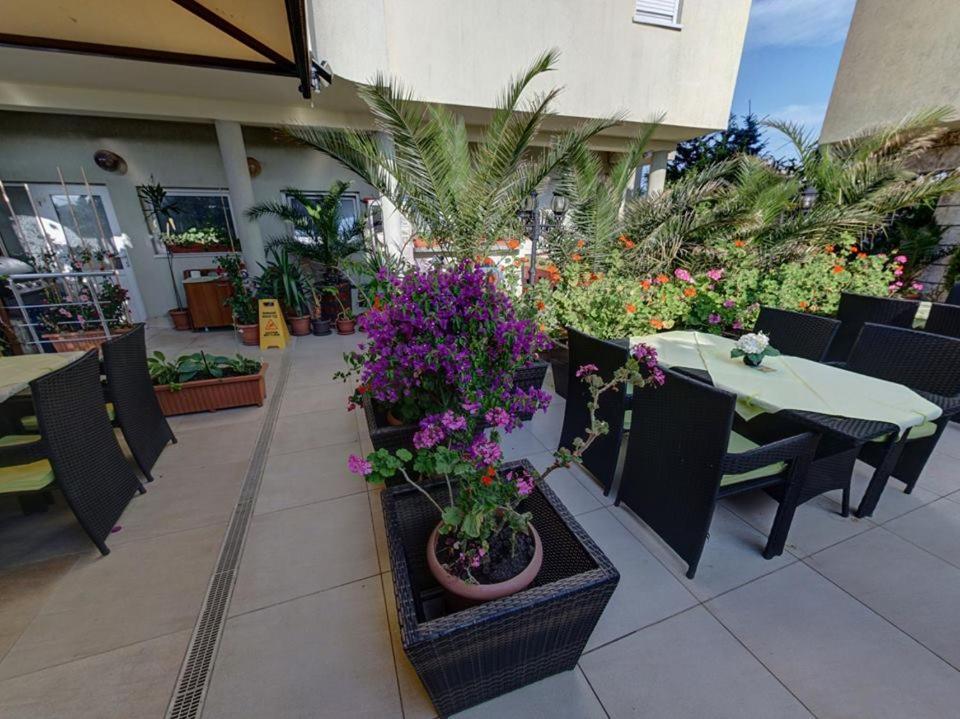 Family Hotel Gogov Синеморец Экстерьер фото