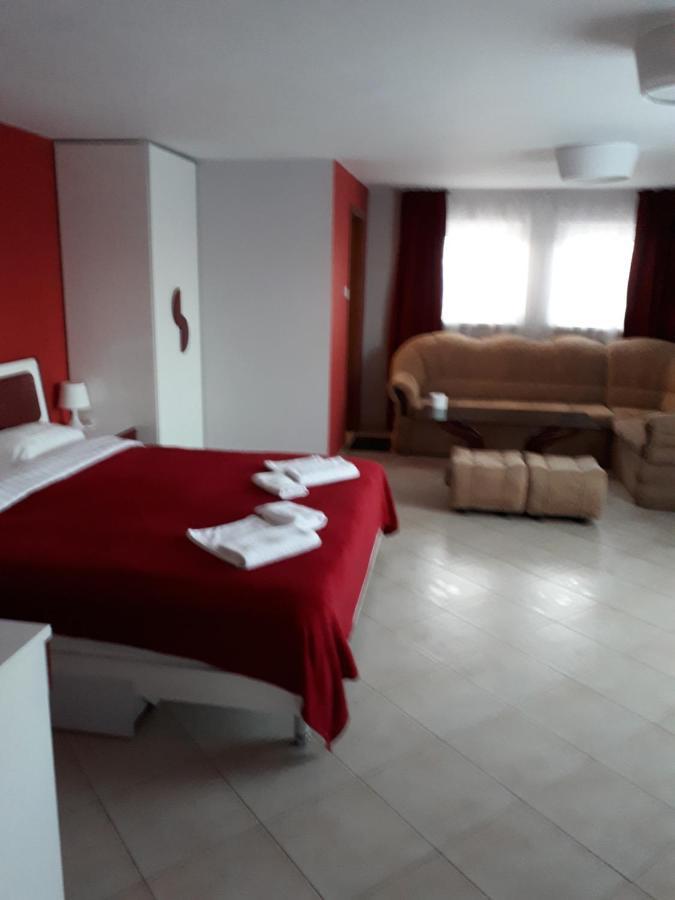 Family Hotel Gogov Синеморец Экстерьер фото
